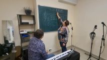 Хоровое сольфеджио. Чтение с листа, работа над интонацией. Набор в две группы по субботам: младшая - с нуля, с 11.30- 12.30, старшая - с базой, с 10 30- 11.30. Оплата разовая, 500 р.