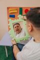 Использую артистизм и интерес для ребенка