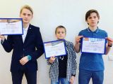 В Культурно-просветительском центре имени Х.Д.Тенишевой выпускникам по изучению арабского языка вручили сертификаты об успешном окончании второго курса, соответствующие уровню «Элементарно». 

Курс арабского языка «Элементарно» по книге Аль-Кунуз начался в сентябре прошлого года и продлился девять месяцев.