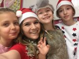 Новогодним праздникам на английском - быть :)