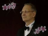 Александр Алексеев-Валуа на документ для прохода в Смольный