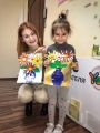 Наш преподаватель Юлия - специалист по подготовке к школе, английскому и немецкому. 