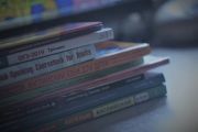 моё рабочее место. компьютер, интернет, учебники, наглядные пособия. удобное отдельное помещение, пространство для мини-группы,