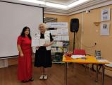 Вручение благодарственного адреса за значительный вклад в развитие литературного искусства