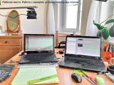 Рабочее место, работа с камерой, подвешенной над столом. 